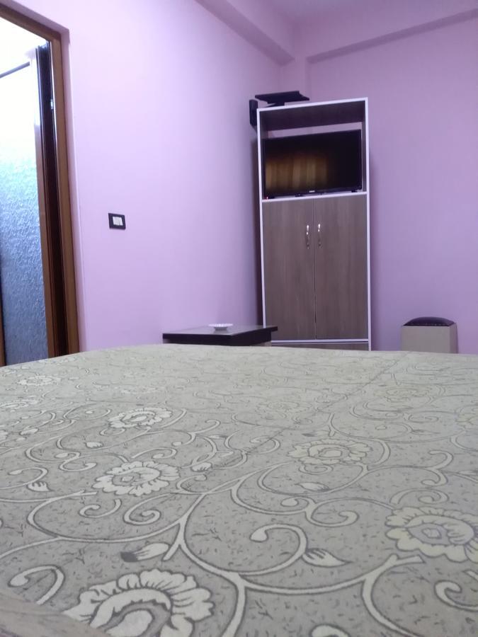 Hotel Gjeli Fier Ngoại thất bức ảnh