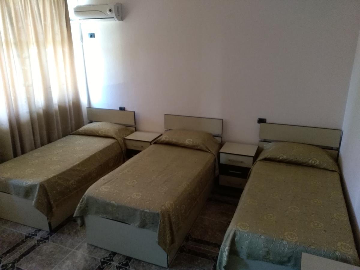 Hotel Gjeli Fier Ngoại thất bức ảnh