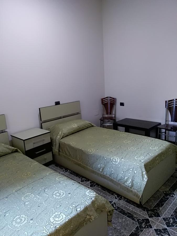 Hotel Gjeli Fier Ngoại thất bức ảnh